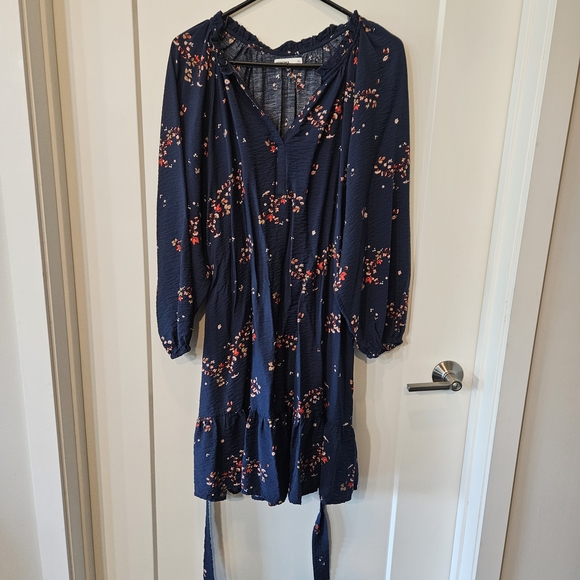 Sonoma Dresses & Skirts - Sonoma Navy Dress with Floral Red Highlights